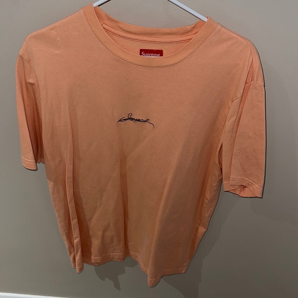 Supreme size medium top
